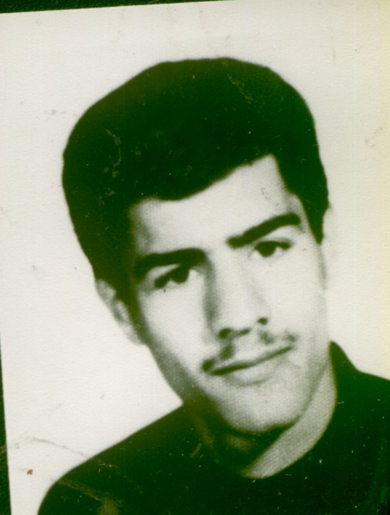 منوچهر ملک لی