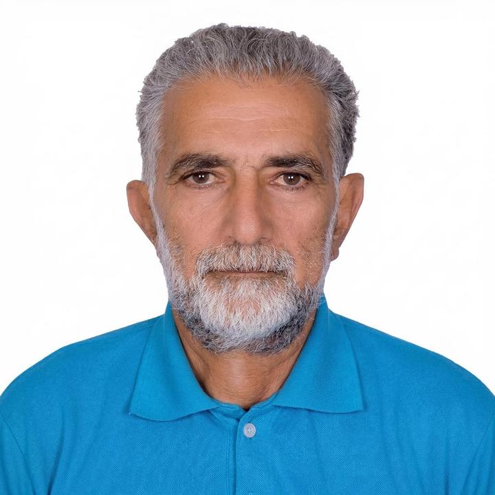 اکبر سرخ‌بال
