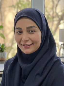 فائزه زینالی