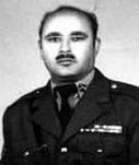 حسین عزتی