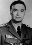 منوچهر شریفی