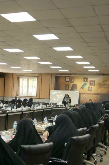 دومین دوره آموزش مقدماتی «خادم بهشت» ویژه خواهران در بهشت زهرا(س)
