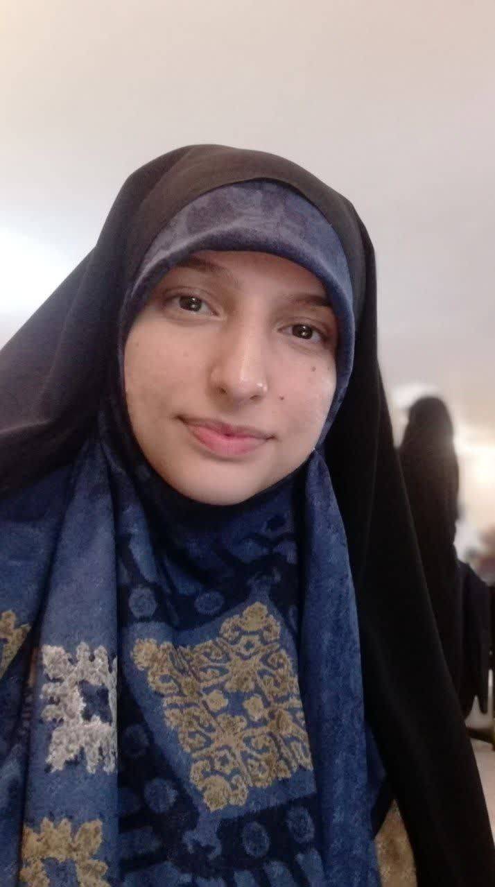 فاطمه سارنگ