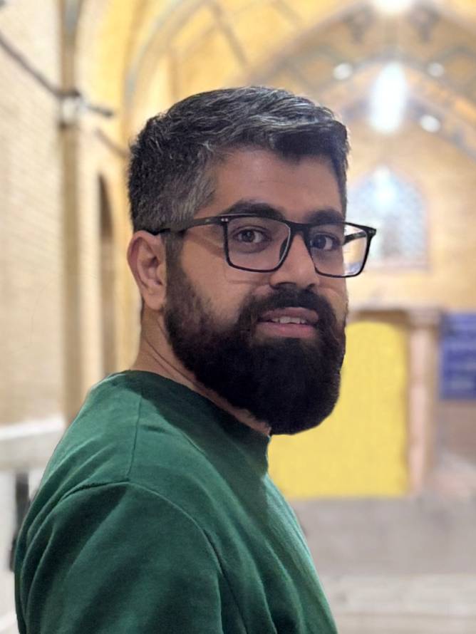 محمد شیر محمدیان