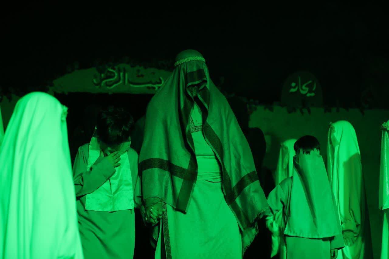 "نمـایـــــــش بــــــــزرگ مــــادر آسمـــانـــی"